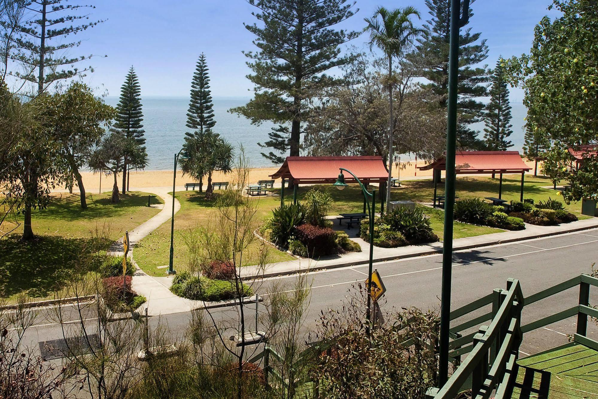 Beach House On Suttons Apartment Redcliffe Ngoại thất bức ảnh